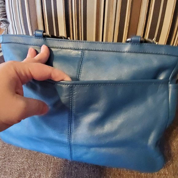 EUC Coach East West Leather Tote - Picture 6 of 10